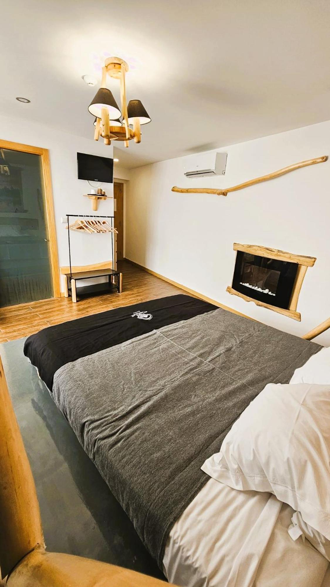 Atlantic Spot Guest House 프라이아 데 미라 외부 사진